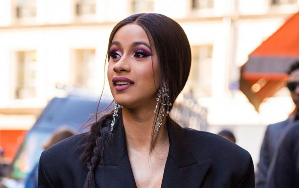 Gia đình nữ rapper Cardi B chính thức chào đón thêm thành viên