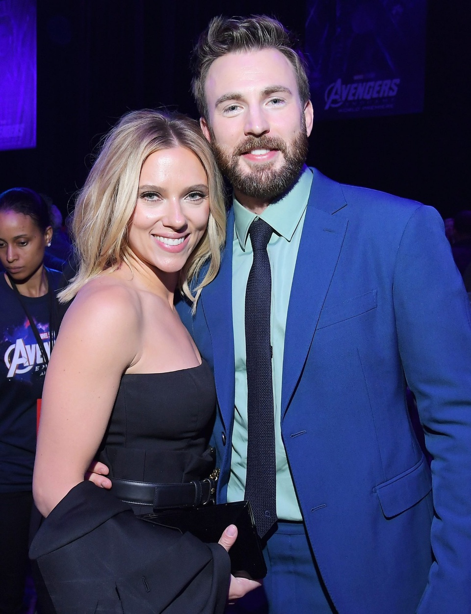 Cuộc tái ngộ giữa Chris Evans và Scarlett Johansson mang phong cách Avengers