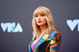 Taylor Swift công bố đoạn teaser cho album "Red (Taylor’s Version)"